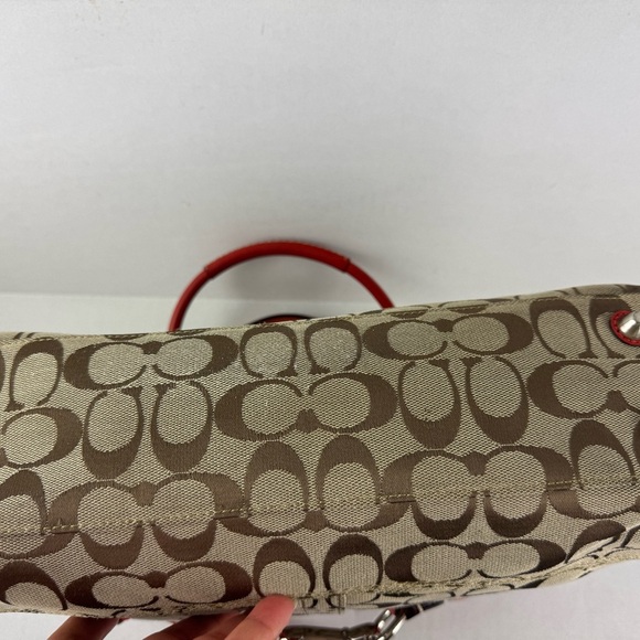 Coach Hampton Signature Canvas Leather Handbag Medium Size. - Picture 12 of 17